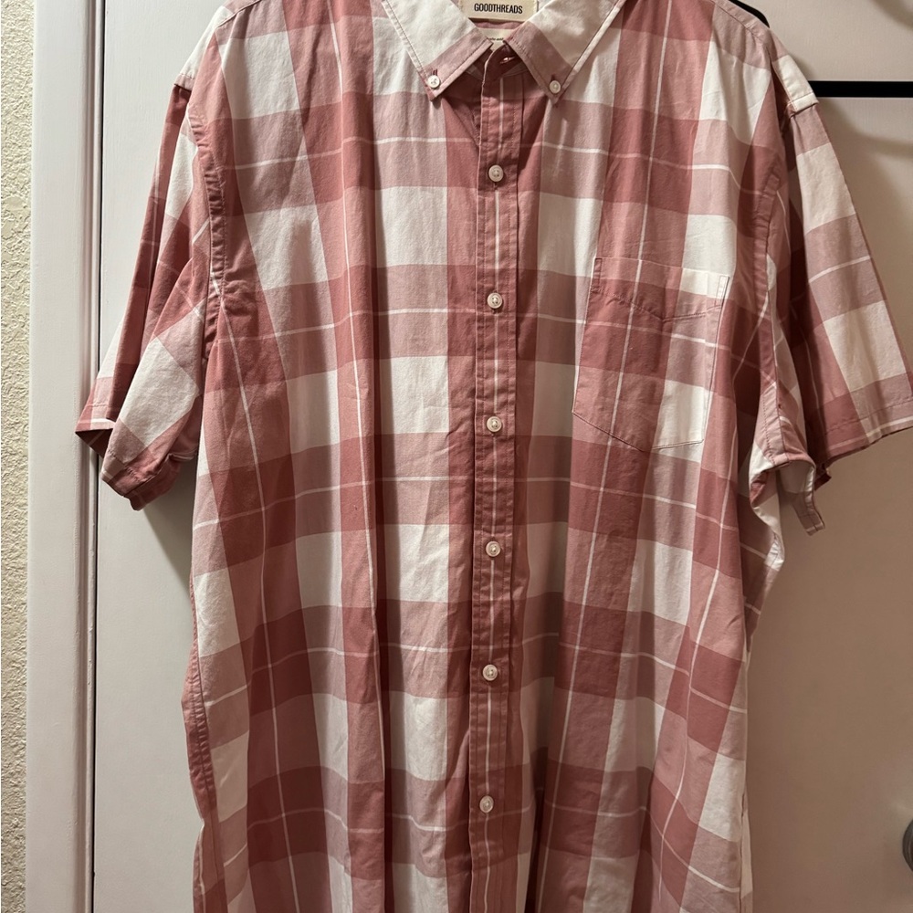 Goodthreads Pink and White Casual Button Down Shirt